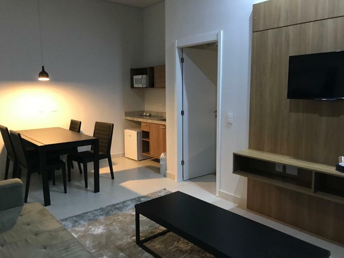 Tugurio Serrano Petrópolis Eksteriør bilde